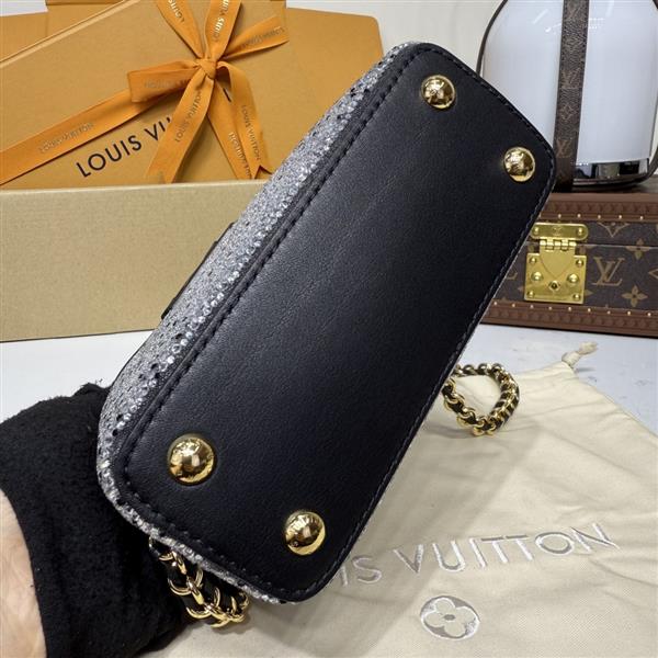 2026120164256712 830